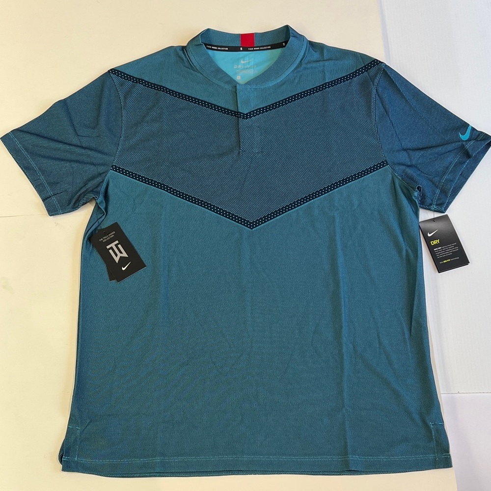 New Nike Men's Blue Performance Shirt in size large